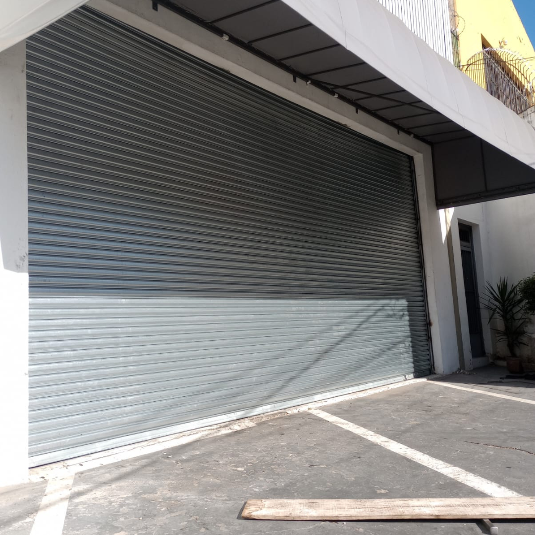 Portas de Aço na Cachoeirinha | Fabricação, Instalação e Conserto