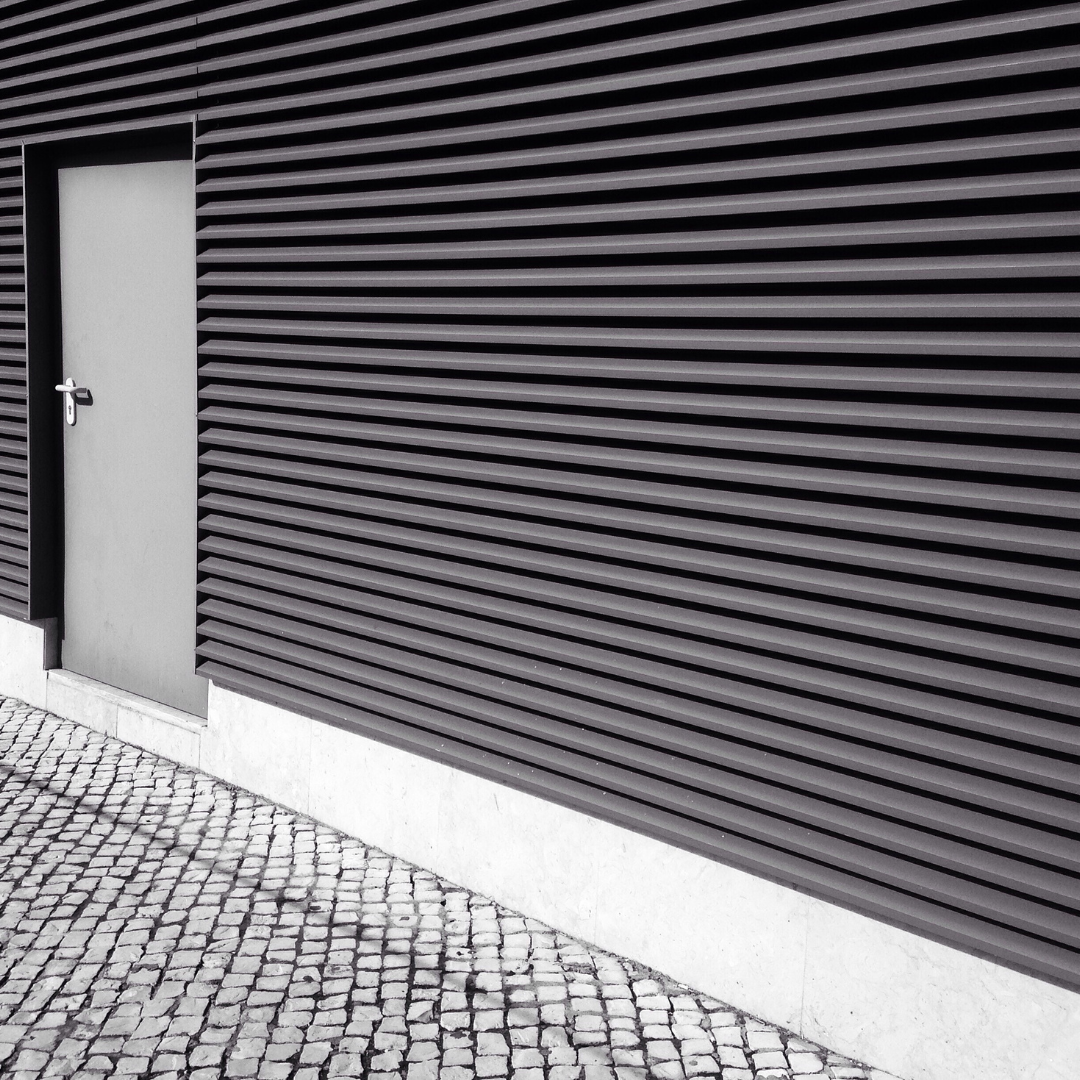 Portas de Enrolar no Jardim França | Instalação, Automação e Conserto
