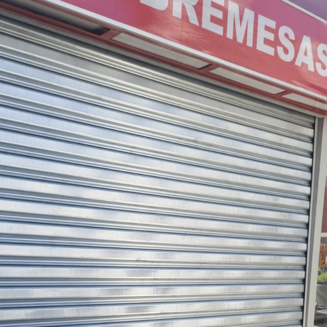 Portas de Aço no Tucuruvi | Fabricação Sob Medida, Automação e Manutenção Profissional
