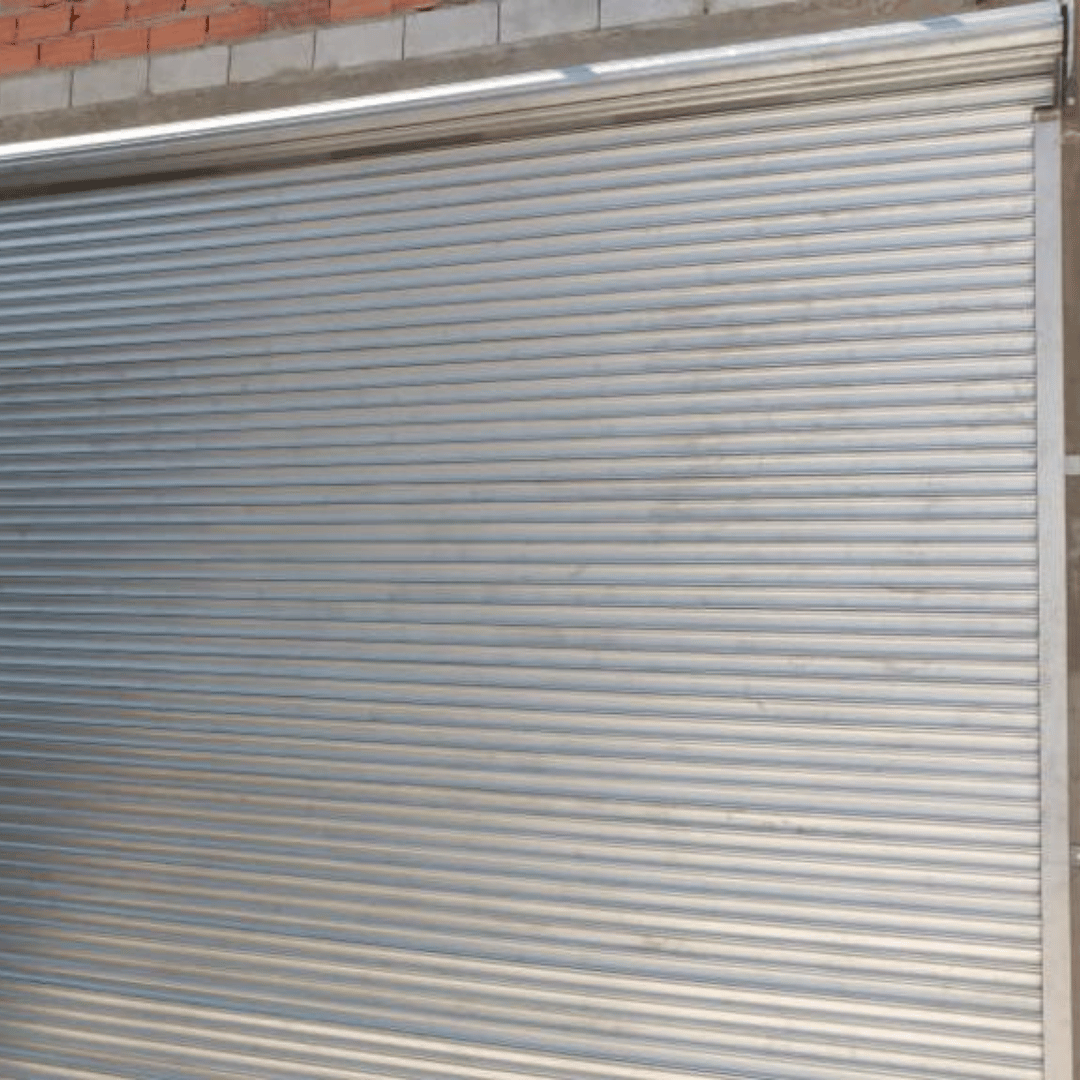 Portas de Aço no Parque Novo Mundo | Fabricação Sob Medida, Automação e Manutenção Profissional